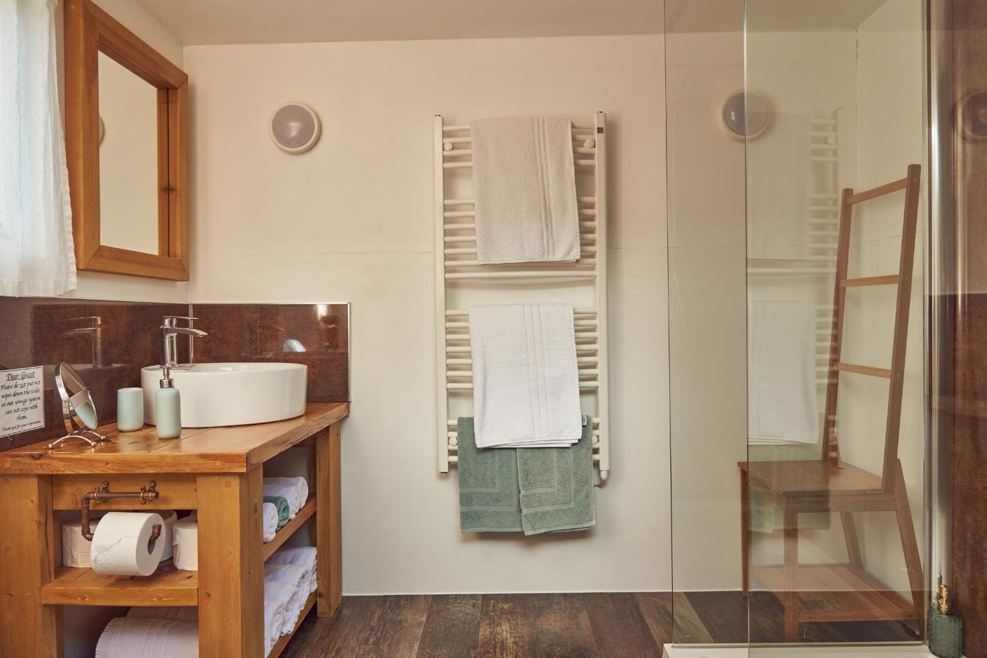 Tall Trees Glamping Baltonsborough Екстериор снимка